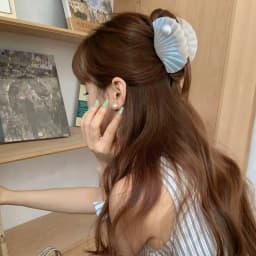 1pc Super Fairy Pearlescent Shell Grab Clip New Hair Claw Shark Clip, Half-Tied Hairpins on the Back of the Head, Beach Headdres