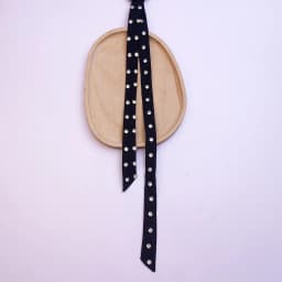 A Handmade Women's Jk School-Style Solid Color Narrow Elastic Band Tie, Diamond Accessories, Suitable for Daily Fashion Wear, Jk Shirts, Uniforms, Events, Performances, Etc