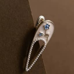 Beautiful Floral Hair Clips for Woman Gold Color Hollow Hairpin Pearl Ornament Woman's Hair Accessories
