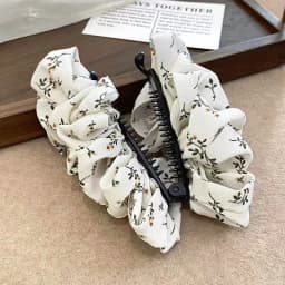 1pc Cloud Small Floral Banana Clip, Enhances Hair Volume, Women's High-End New Back-of-Head Hair Bun Clip Hair Accessories