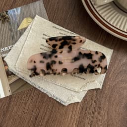1pc Korean France Acetate Grab Clip, Simple Retro French Elegant Temperament Back of the Head Coil Hair Shark Clip Hairpin