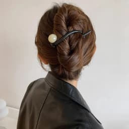 New Twist Hair Clip Plastic Acrylic Bead Imitation Pearl Hairpin Twisted Design Women Hair Accessories