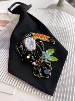 Original Niche Design Cravate1Pc Animal Decorative Tie, No-Knot Party Tie, Pearl Tie, Suitable for All Seasons, Personalized for Women, Suitable for Parties, Gifts, School, Shirts, and Holiday Outfits