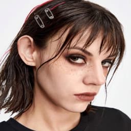ROMWE Grunge Punk 2 Personalized Punk Minimalist Girl Hair Clips, Hair Accessories, Side Clips, Bangs Clips, Cool Girls, Boys, U