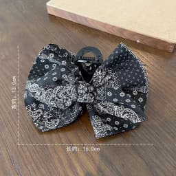 1pc Korean Style Temperament, Cashew Nuts, Broken Flowers, Bow, Grab Clip, Hair Clip, Shark Clip, Western Style Hair Clip