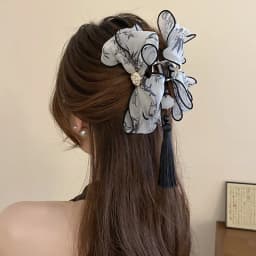 Neo Chinese Style Green Bow Butterfly Hair Claws Clips For Women Imitation Pearl Ribbon Tassel Grips Acrylic Shark Clip A-15