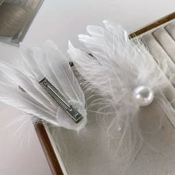 2pcs/Set Black White Color Feather Hair Clips Pearl Plush Ballet Girl Alligator Barrettes Elegant Headwear For Party Performance