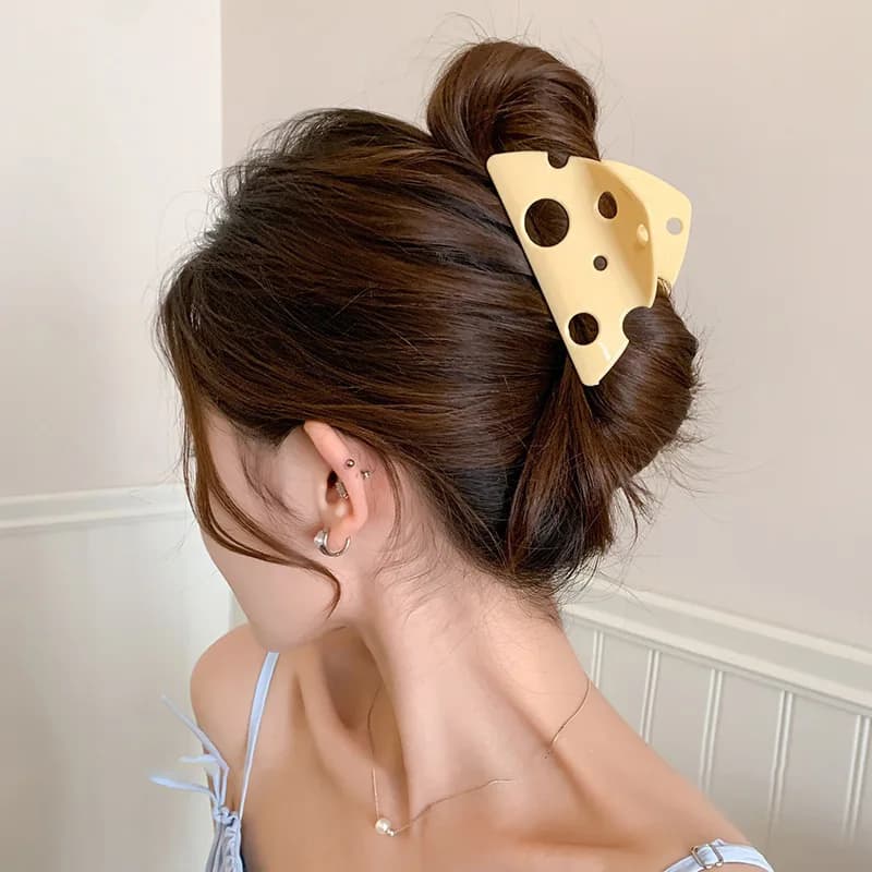 1 Pcs Women's Hair Claws Cheese Cute Kawaii Fashionable Trendy Hair Clips Personalized Creative Funny Hair Accessories Girl