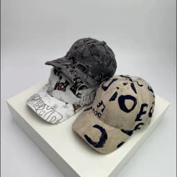 New Unisex American Vintage Letter Personal Baseball Hats Breathable Broken Style Sunshade Peaked Caps Versatile Fashion Street