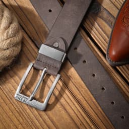 A Men's and Women's Casual Retro Belt Western Style! PU Leather Belt with Metal Buckle, Suitable for Daily Work Wear