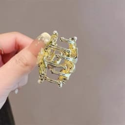 Temperament Green Leaf Shell Flower Small Hair Grab High-end Back of Head Half-tied Hair Claw Alloy Female Pearl Headdress