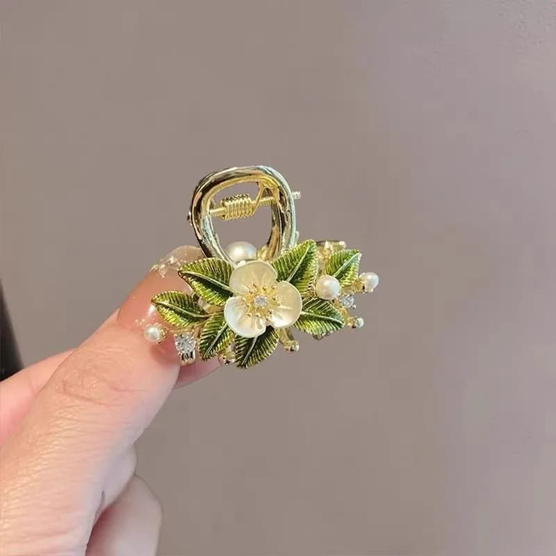 Temperament Green Leaf Shell Flower Small Hair Grab High-end Back of Head Half-tied Hair Claw Alloy Female Pearl Headdress