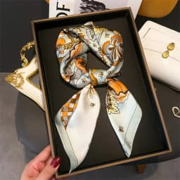 Fashion Paisley Print Luxury Brand Silk 70cm Square Scarf Women Satin Shawls Neckerchief Wrap Scarves Bandana Hair Hjiab Floral