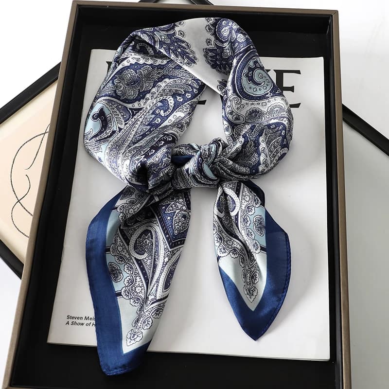 Fashion Paisley Print Luxury Brand Silk 70cm Square Scarf Women Satin Shawls Neckerchief Wrap Scarves Bandana Hair Hjiab Floral