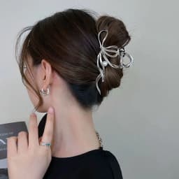 New Fashion Bow Metal Hair Women's High-End Geometric Pearl Temperament Korean Simple Girl Grab Clip Headwear