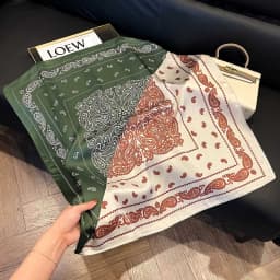Vintage Paisley Printed Bandana Scarf Lightweight Soft Satin Stylish Versatile Neck Scarf For Women Hairbands Headscarf