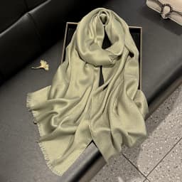 2025 Latest Malaysia Tudung Bawal Fashion Print Hijab Headscarf Wraps Premium Voile Soft Muslim Scarf Sun Protection