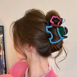 Red and blue contrasting hair clip, large shark clip hair clip, women's back of the head, 2025 new high-end clip hair accessory