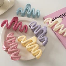 Large Waves Hair Claw Clips Crab Women Girls Cream Macaron Cross Ponytail Holder Hair Barrettes Hairpins Hair Accessories
