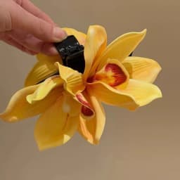 Yellow Elegant Magnolia Shark Clip Acrylic Sweet Yulan Flower Hair Claw Side Clip French Style Women Hair Accessories Summer