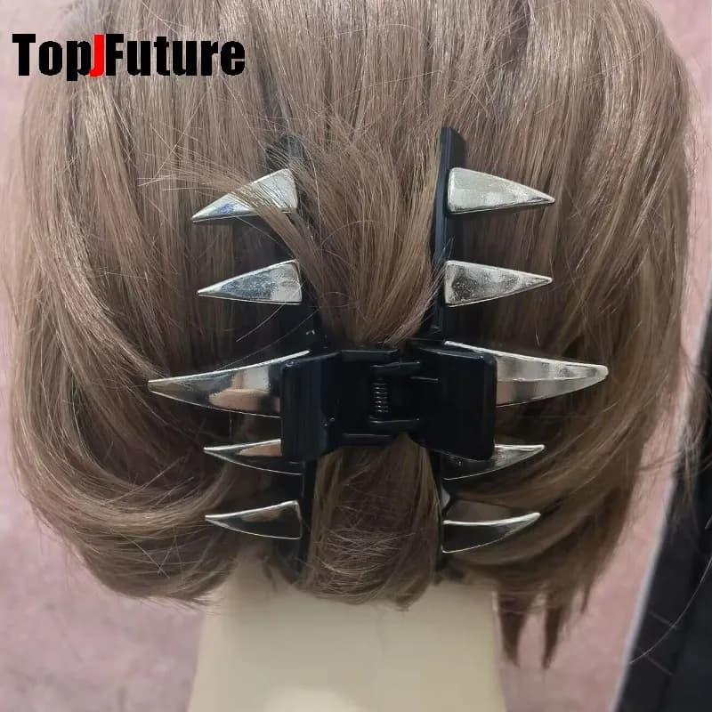 Women Y2K girl Harajuk Gothic lolita cosplay Grasp Clip spike horn Oval Hollow rivet Grasp Hair Crab Hair Accessories claws
