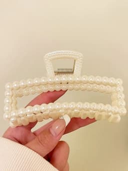 1pc Temperament Large Pearl Hair Clip, Elegant Back of the Head Grip Clip Pan Hair Ponytail Shark Clip, Simple Retro French Clip