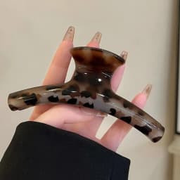 2024 New Fashion Acrylic Arc Hair Claws Headwear Leopard Print Large HairClip Shark Clip For Women Barrettes Hair Accessories