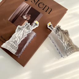 1pc Statue of Liberty Claw Teasing Mermaid Hair Claw Playful Shark Claw High End Hairpin Style Female