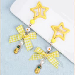 2Pcs Y2k Star Hair Clip Sweet Mini Flower Candy Plastic Bear Crystal Pendant Hairpin Headwear For Girl Metal Barrette Accesories
