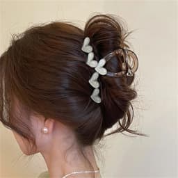Fashion Love Heart Hair Claw for Women Elegant Hair Shark Clip Headdress Girls Hair Clips Accessories Korean Simple Headwear