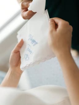 1/4pcs Wedding Handkerchief Embroidered With Scallop Lace Edges Something Blue For Bride On Wedding Day Handkerchief Bride Gifts
