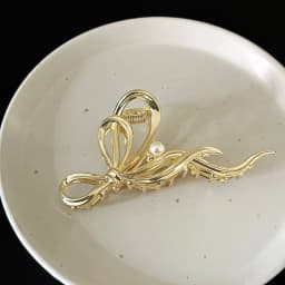 Bridal Hair Claw Clip Pearl Bow Ornament Wedding Party Accessory Elegant Metal Large Jaw Clip for Women's Bun Styling