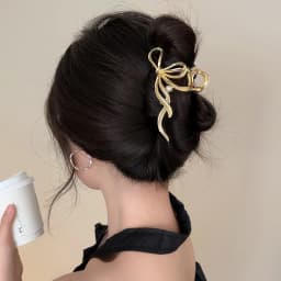 Bridal Hair Claw Clip Pearl Bow Ornament Wedding Party Accessory Elegant Metal Large Jaw Clip for Women's Bun Styling