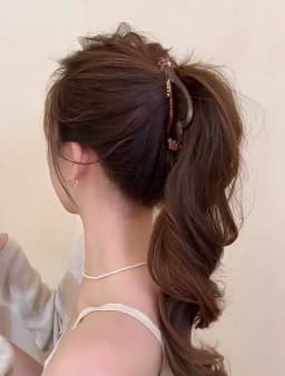 Vintage Heart-Shaped Banana Hair Clip Non-Slip Acrylic Bow Twist Barrettes For Ponytail Holder Women Girls Daily Headwear