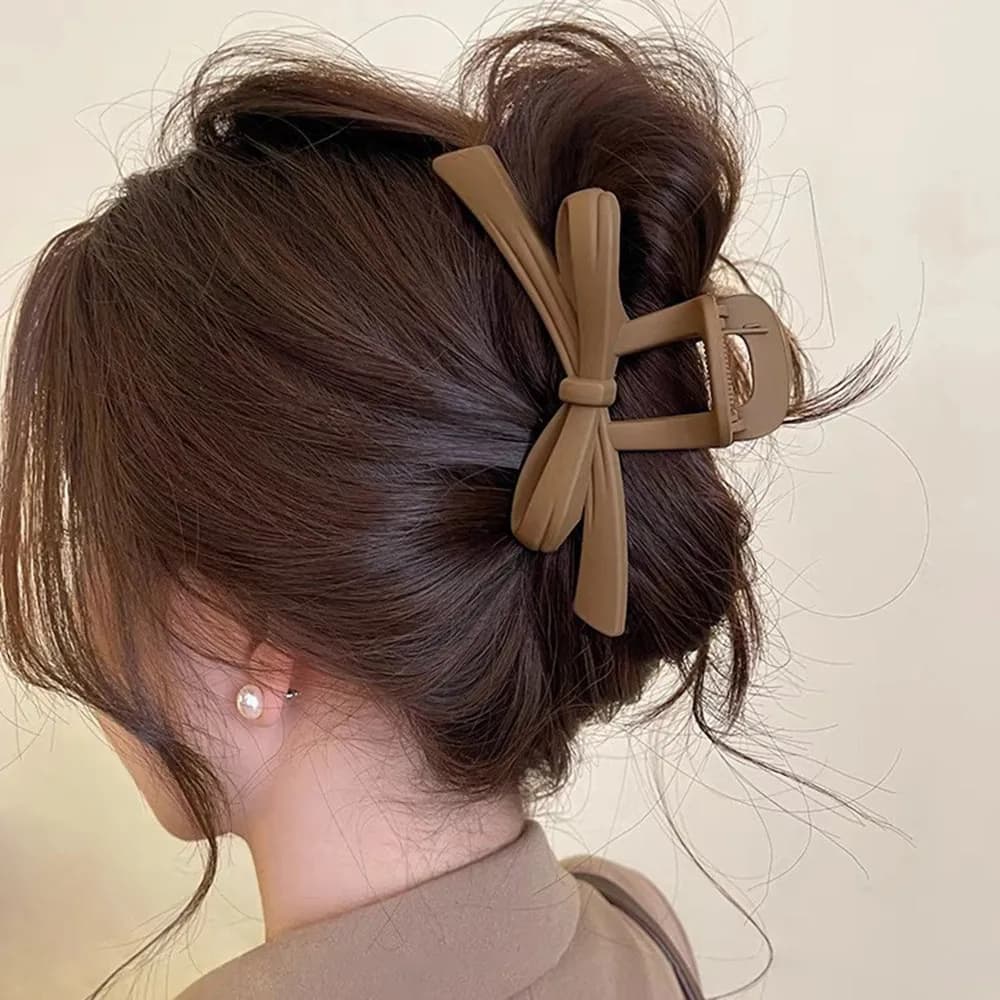 Korean Minimalist Large Size Frosted Butterfly Knot Hair Clip Girls Bath Hair Clip Solid Color Shark Clamp Hair Accessories 