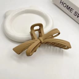 Korean Minimalist Large Size Frosted Butterfly Knot Hair Clip Girls Bath Hair Clip Solid Color Shark Clamp Hair Accessories 