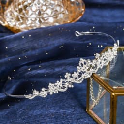 Silver Luxury Pearl Women's Crown Delicate Rhinestone Flower Tiara Hair Band Holiday Party Jewelry Hair Accessories As Gift