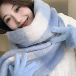 Stylish Simple Korean Inspired Blue White Check Pattern Plaid Scarf Soft Winter Warm Shawl Cold Weather Lady Tassel Shawl Wraps
