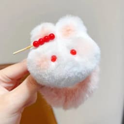 1pc Bingtanghulu strawberry bunny hairpin plush clip cute powder blusher rabbit hairpin autumn and winter hair accessories
