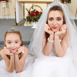 Elegant Princess Crystal Tiaras Birthday Party Crowns Hair Comb Hair Ornaments Crystal Wedding Tiaras Bridal Hair Accessories