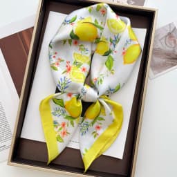 1pcs Summer Bright Color Oil Painting Lemon Print Small Square Women Satin Neck Tie Scarfs Soft Neat Ladies Neckerchiefs