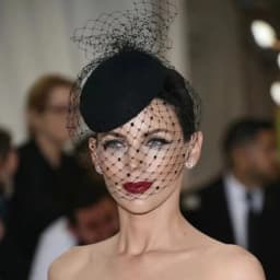 Retro Black Veil Small Top Hat Mesh Wool Felt Hats Bride Headpiece Hair Accessories