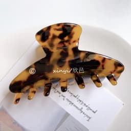 New Retro Korean Acetate Hair Claw Large Crab Hair Clips Shark Clip Simple Hairpin Fashion Hair Accessories for Woman Girls