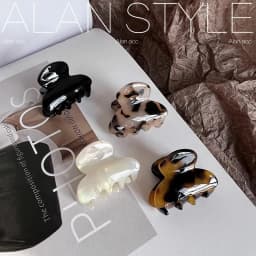 New Sweet Small Mini Hair Claws Acetate Hair Clips for Women Girl Barrettes Crab Clamp Ponytail Hairpin Fashion Accessorie