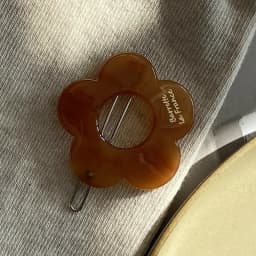 Cute little flower~Korean France's small bangs clip French minimalist edge clip with broken hair clip looks great