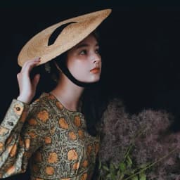 New One Piece French Elegant Strap Natural Straw Fadora Hat For Woman Summer Vintage Photo Runway Vacation Hat With Black Ribbon