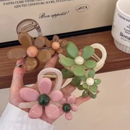 1pc Super fairy flower Korean style grab clip women's new hair clip with high-end temperament and shark clip hair accessory