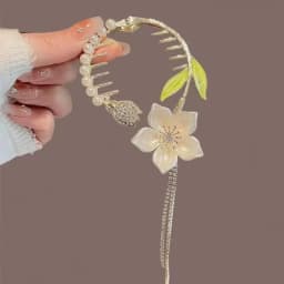 Women's Tassel Diamond Hair Clip Exquisite Glitter Maruko Headband Hair Claw Clip Elegant hair accessory For Girlfriend Wife