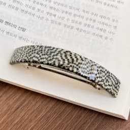 French minimalist temperament~High quality spring clip curved ponytail clip from South Korea France