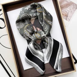 New Literary Fashionable Bandana Imitation Silk 70*70cm Temperament Square Scarves Women Spring/Summer Soft Satin Scarf